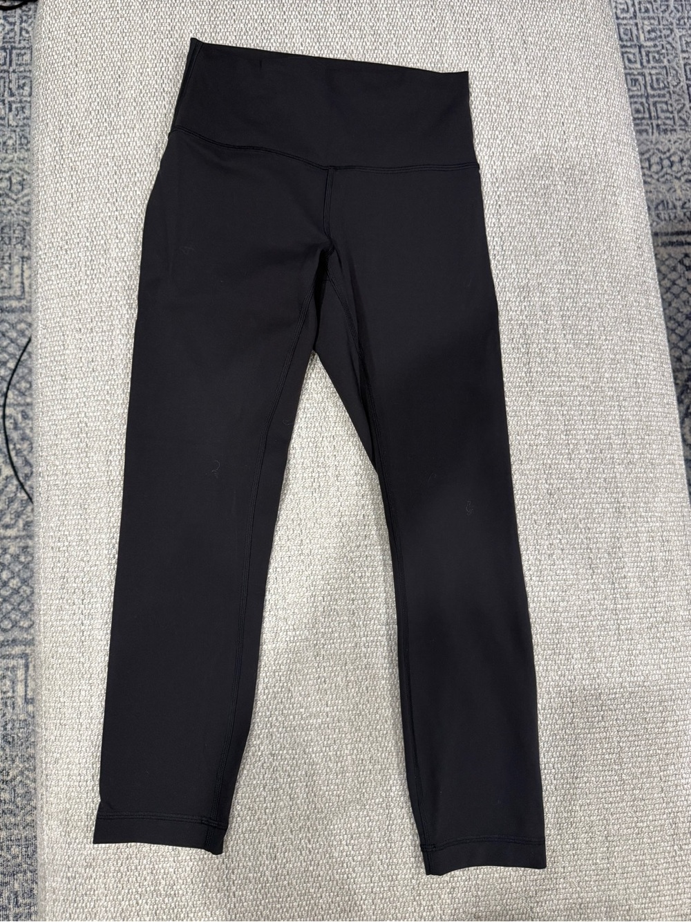 Lululemon black leggings